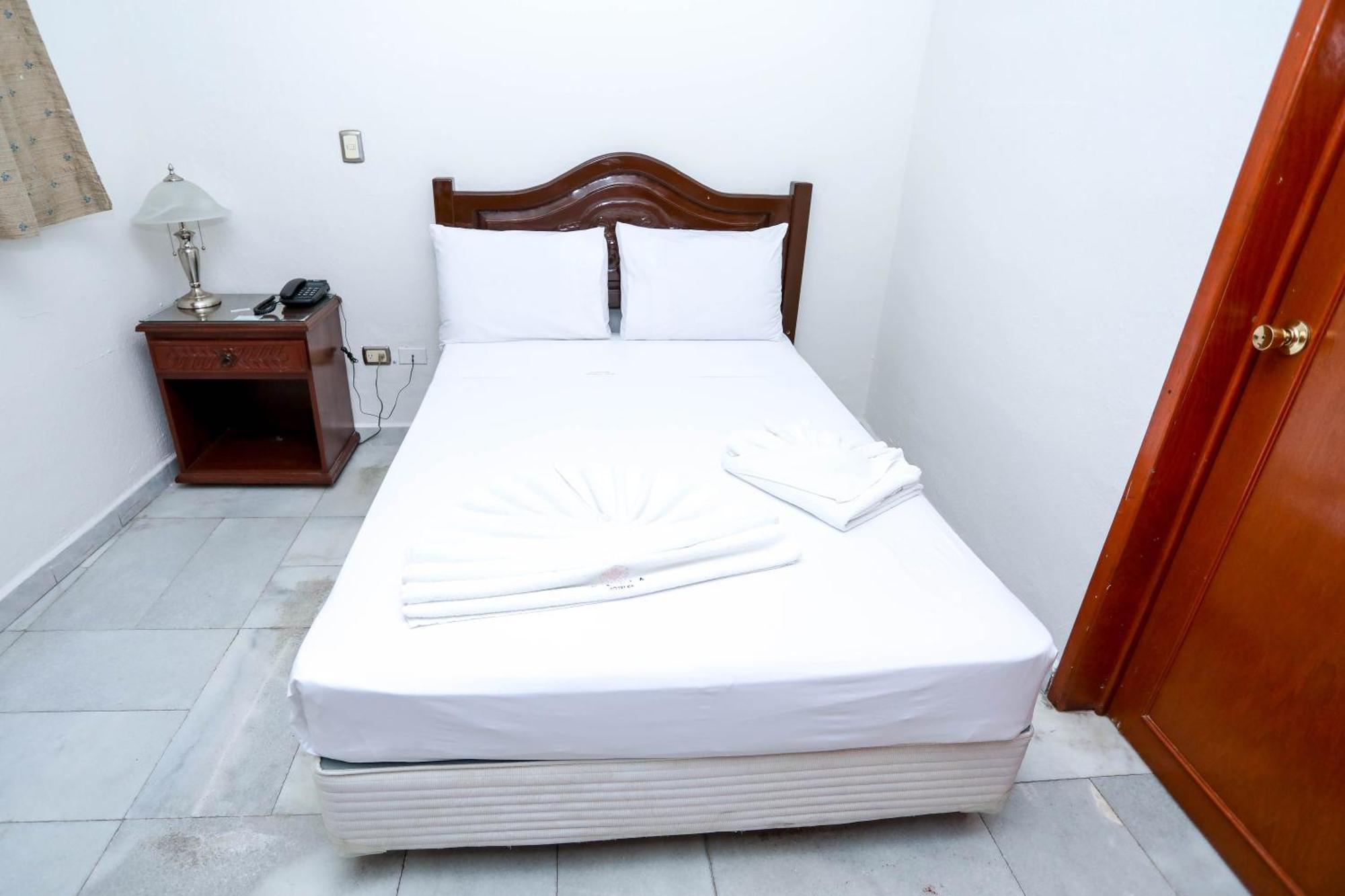 Hotel Avenida Cancún Kültér fotó