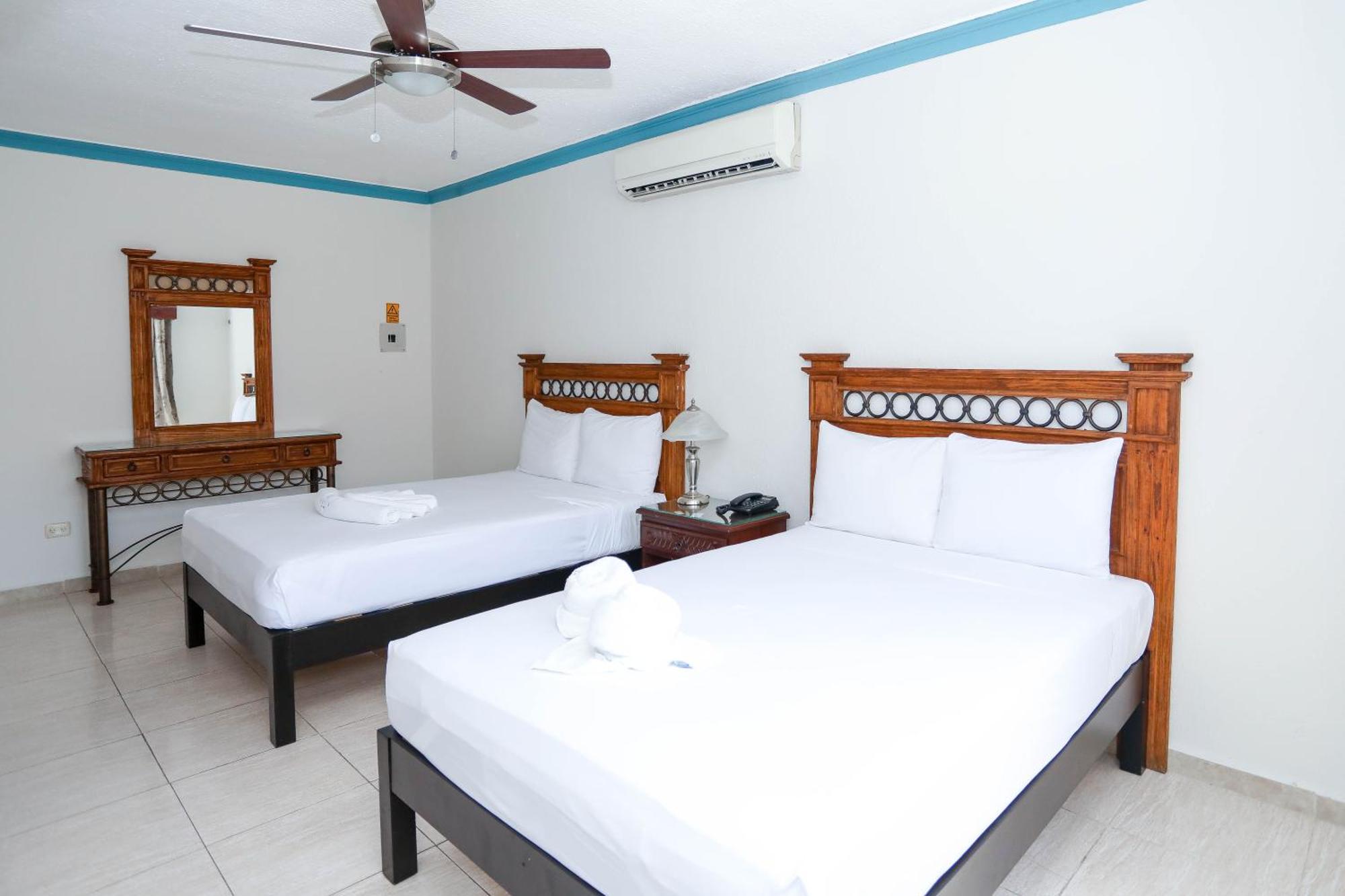 Hotel Avenida Cancún Kültér fotó